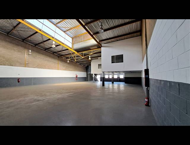346M² MINI FACTORY TO LET IN KYA SANDS